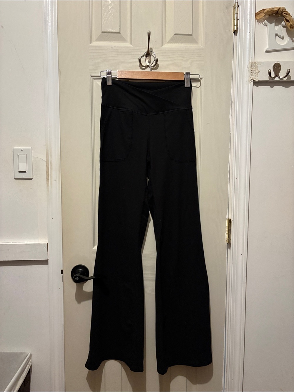 High-Rise Black Wide-Leg Yoga Pants with Pockets